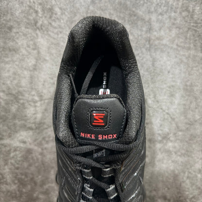 Shox Black