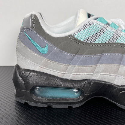 95 Hyper Turquoise