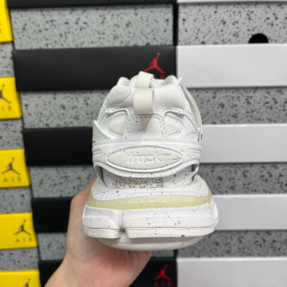 BLG Track Signature - White