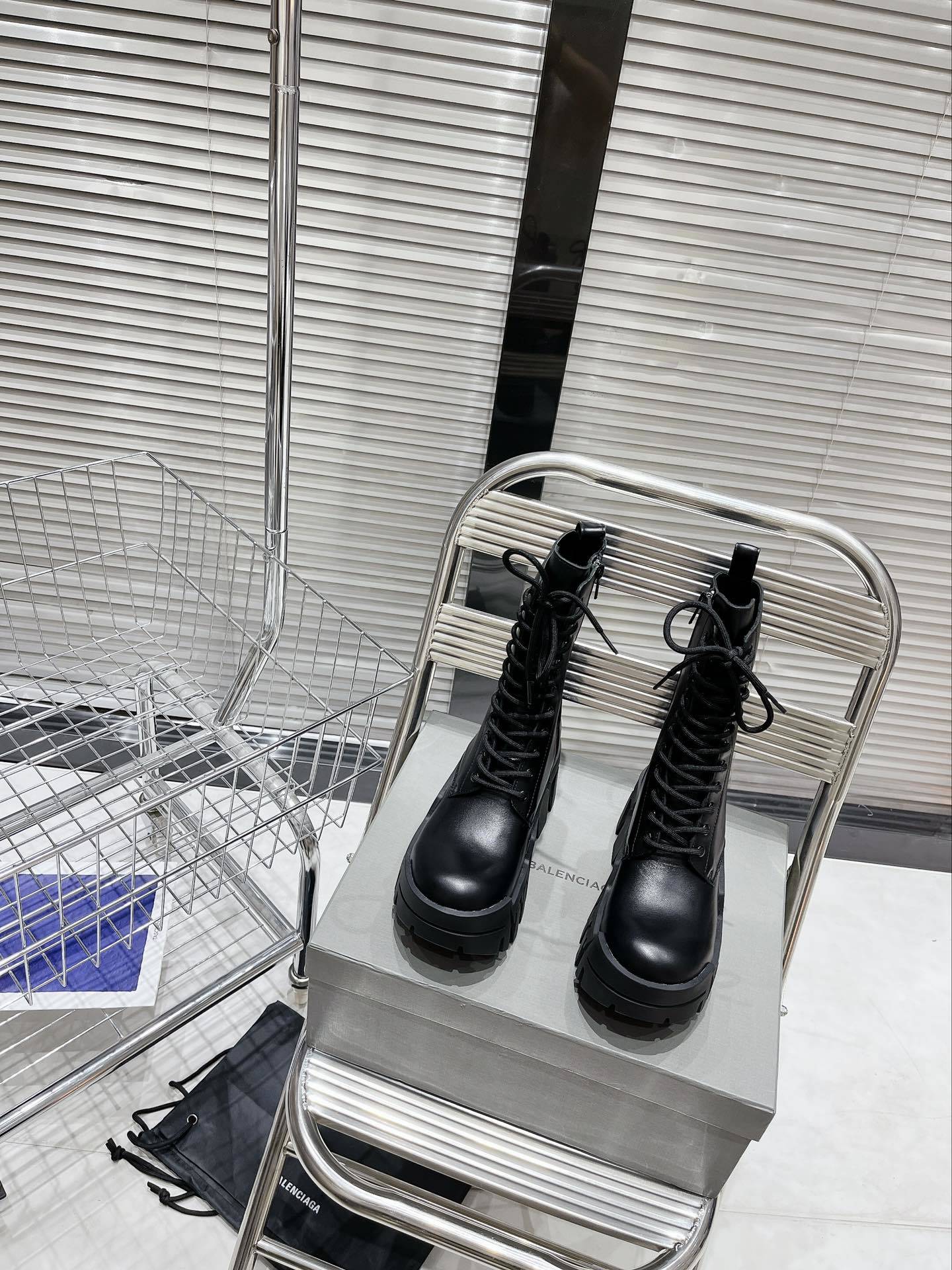 Bulldozer Boots All Black