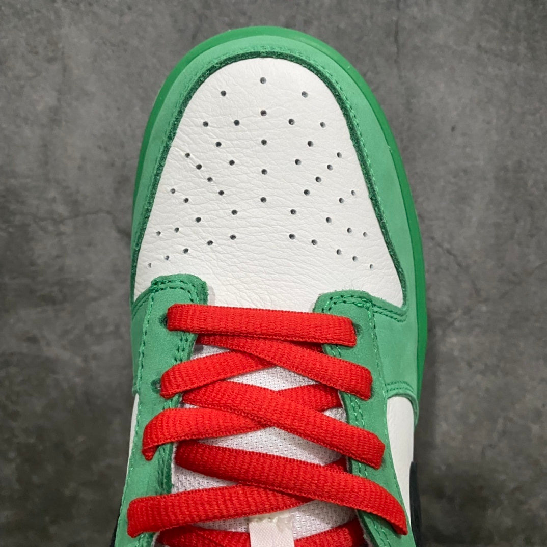 Dunk SB Heineken