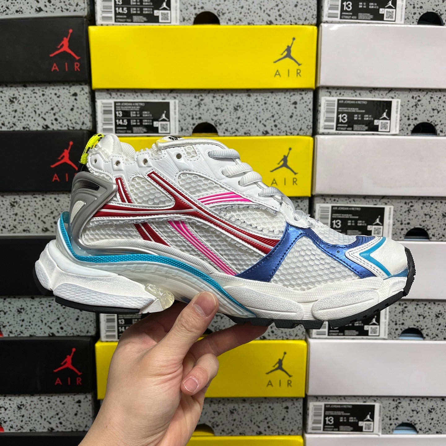BLG Runner White/Grey/Blue/Pink