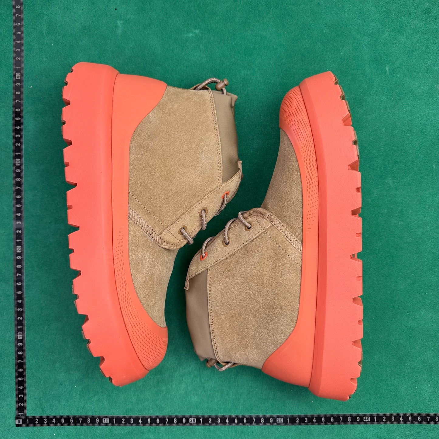 TT UGG WEATHER HYBRID