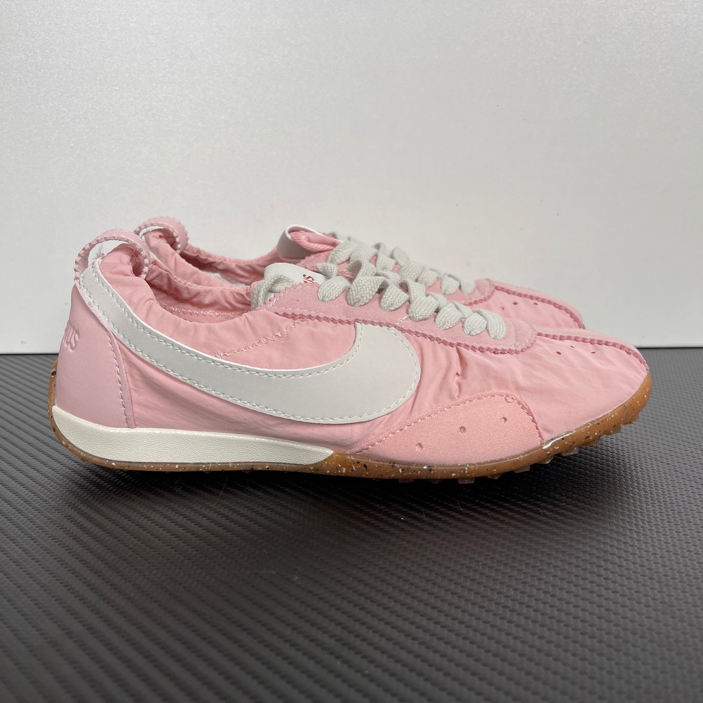 Jacquemus x Wmns Moon Aluminum Pink