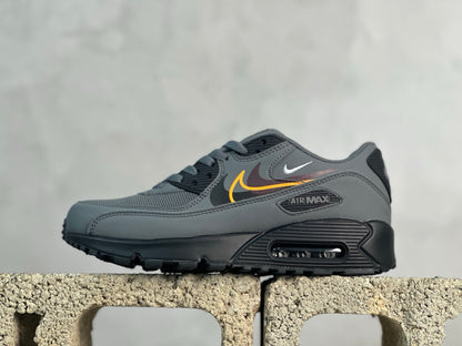 90 Triple Black