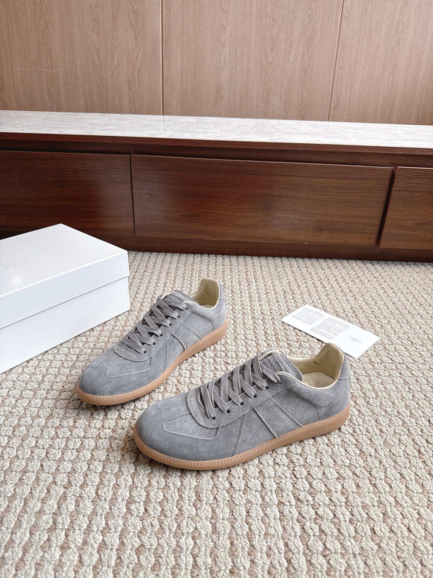 Maison Velut Full Grey