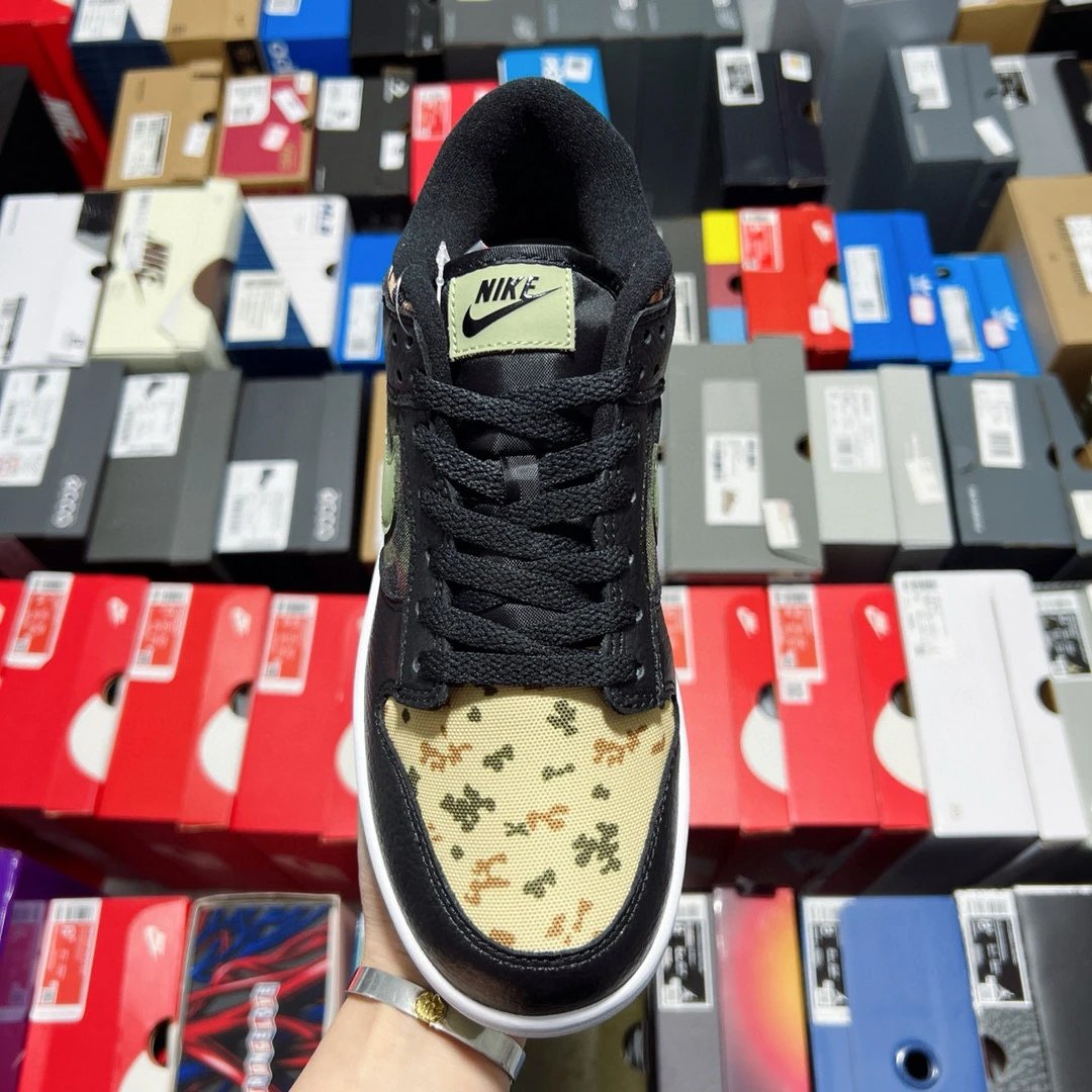 Low Black