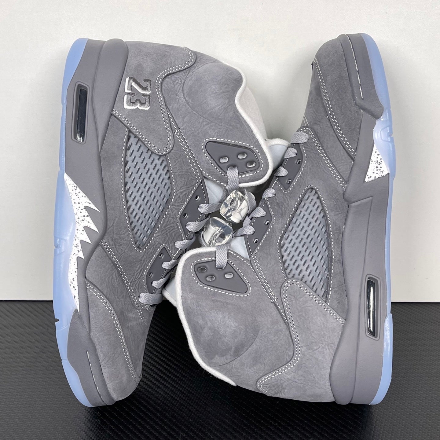 AJ5 Wolf Grey