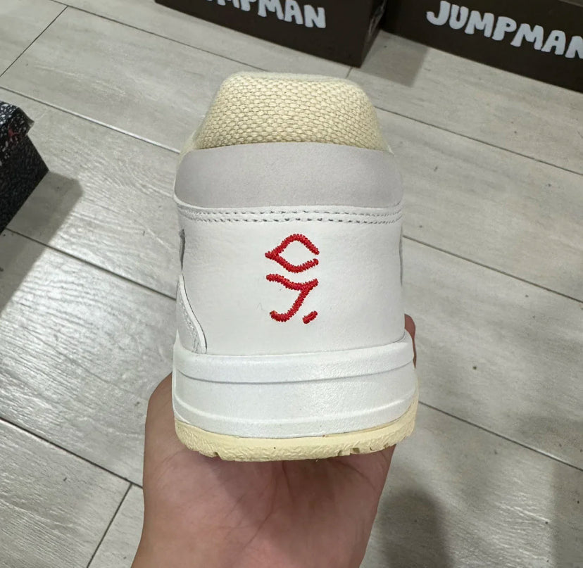 Jumpman Jack TR Creme