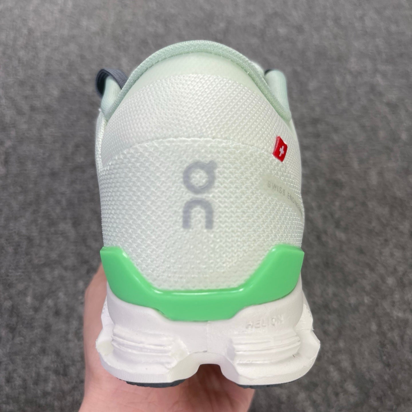Cloud X 4 White Green