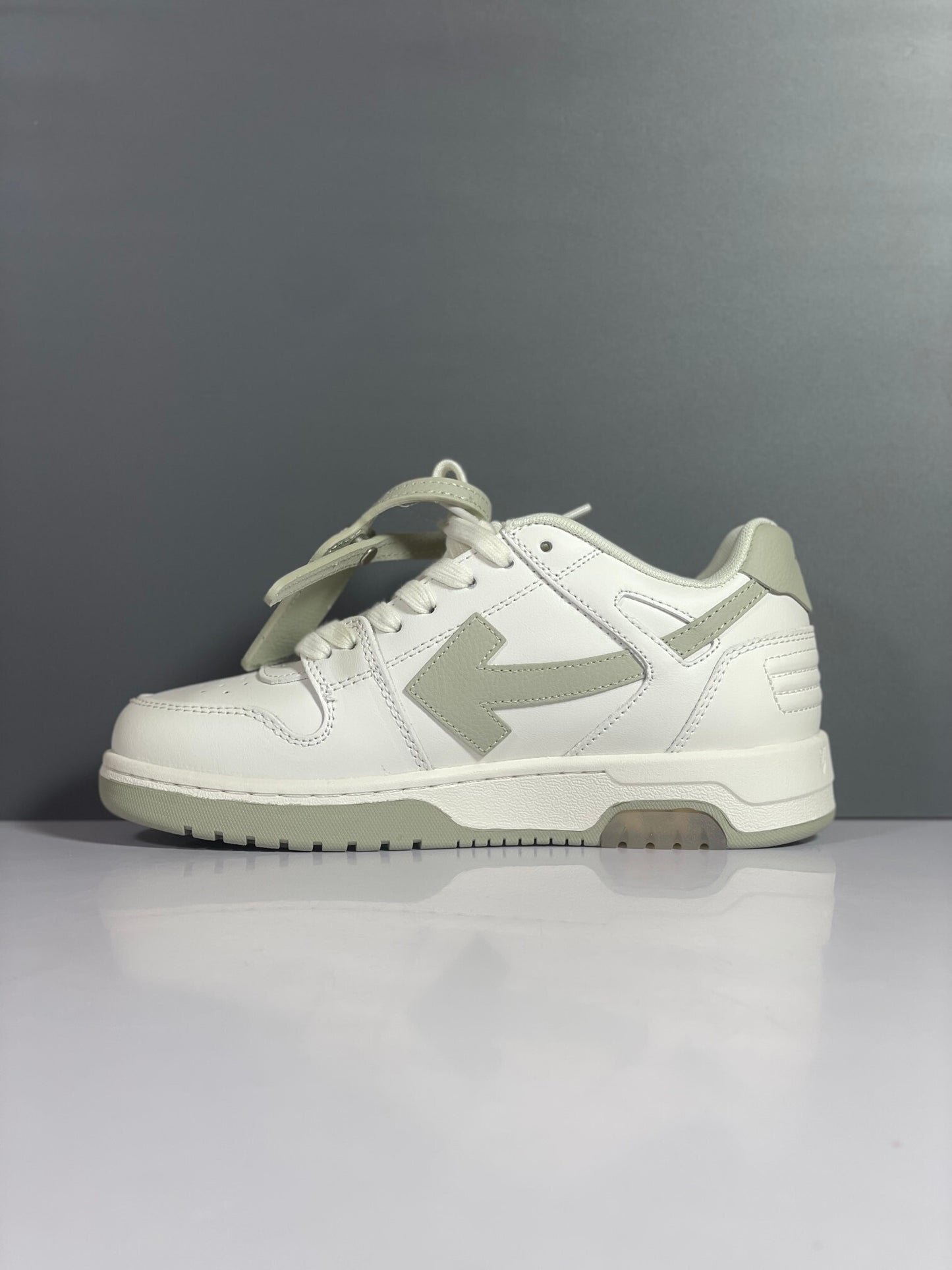 Out Of Office Green Cream