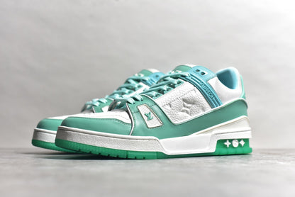 Trainer White and Green