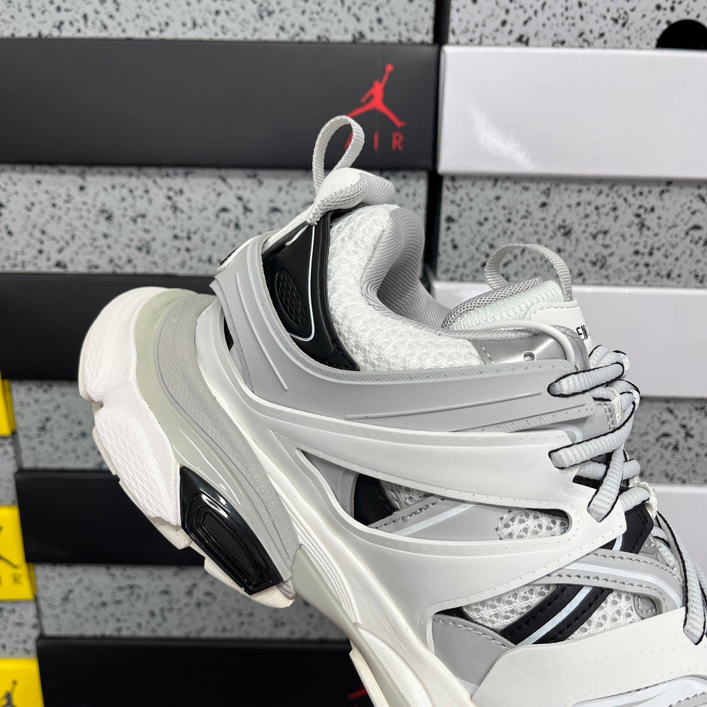 BLG Track Metallic Silver
