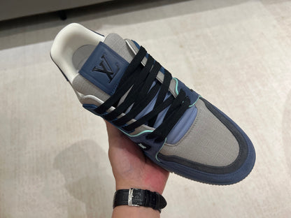 Trainer Blue and Gray