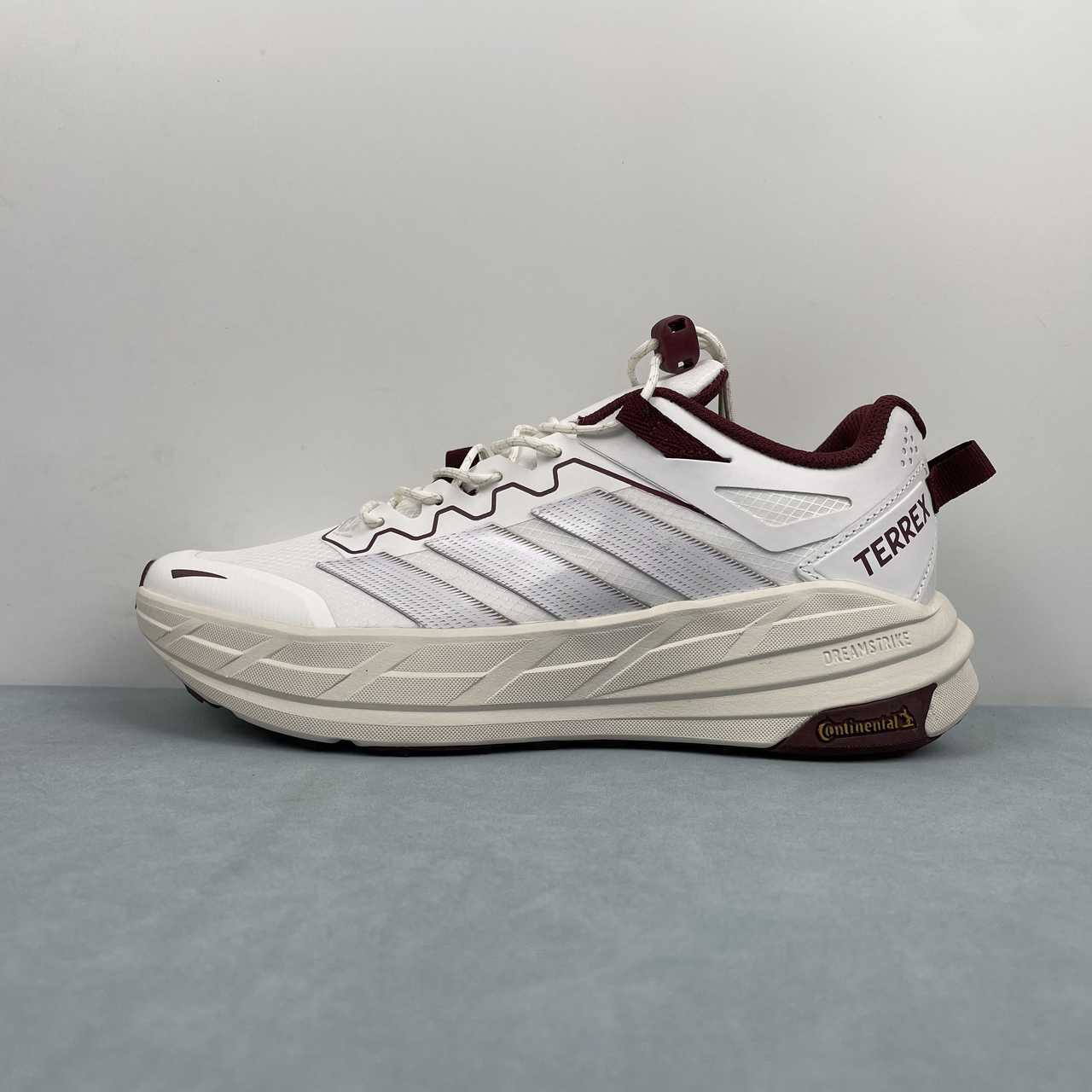 TERREX FREEHIKER White Milk