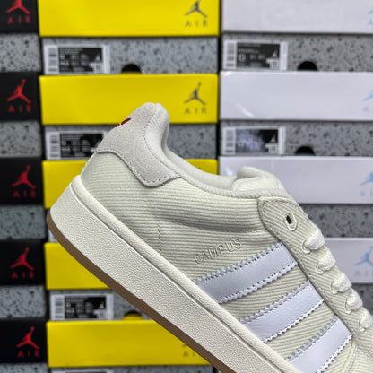 Campus Beige & White