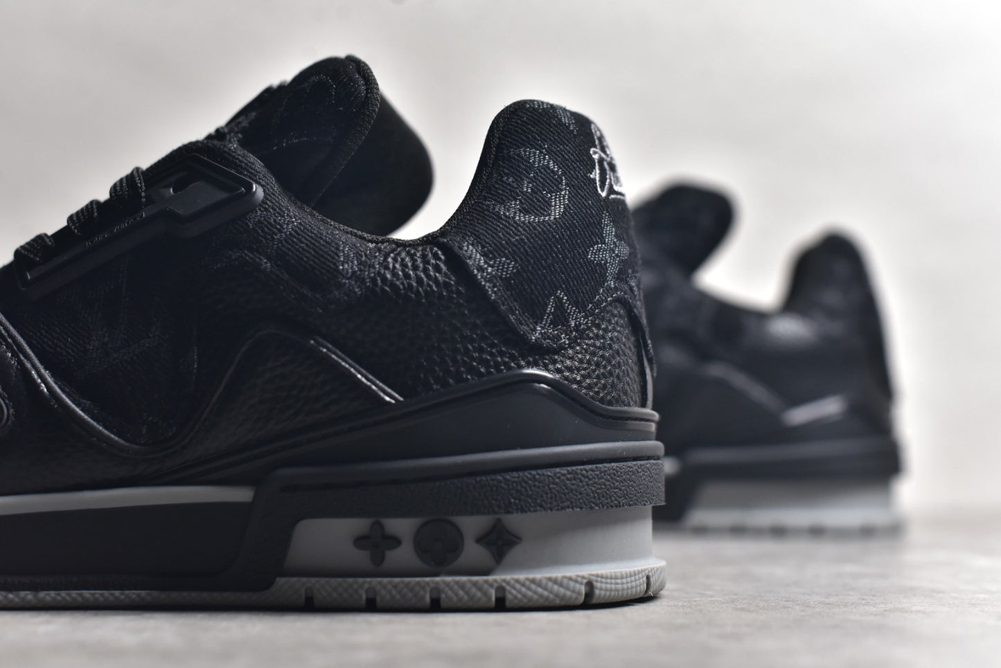 Trainer Black Monogram