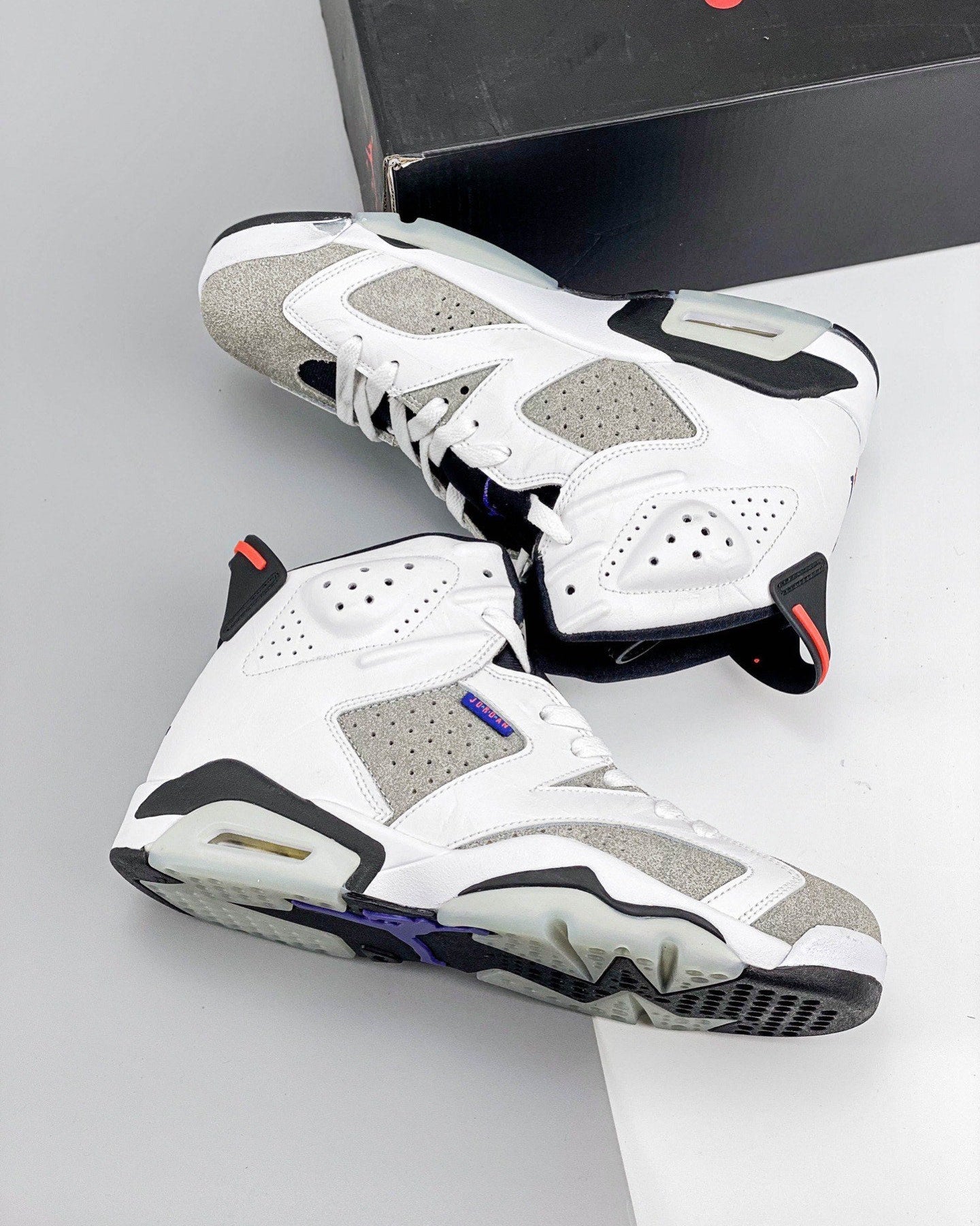 AJ6 Retro Flint Grey
