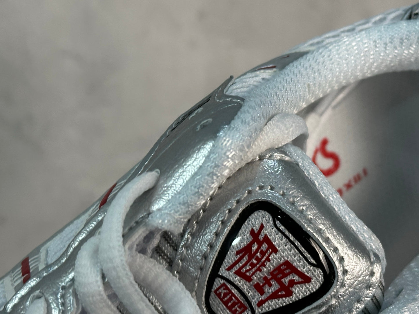 GEL-Kayano 12.1 Silver/Red