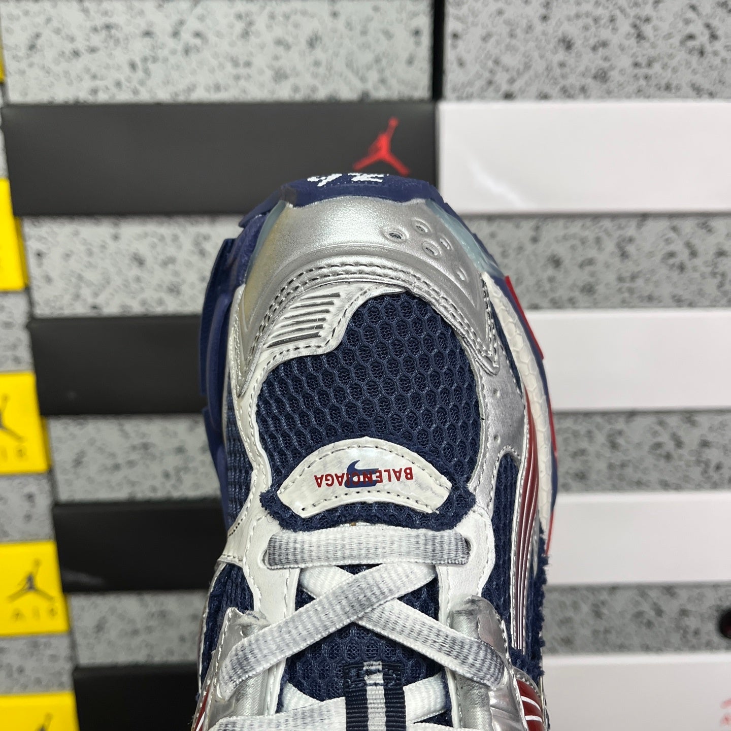 BLG Runner Red Blue