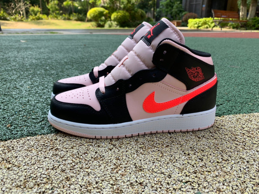 AJ1 MID Crimson