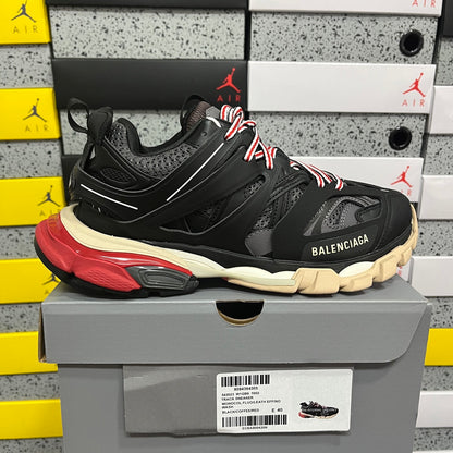 BLG Track Black Grey Red
