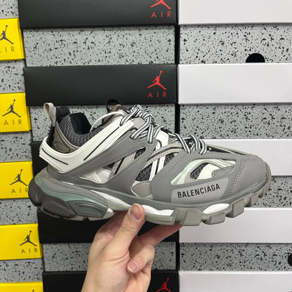 BLG Track Grey White