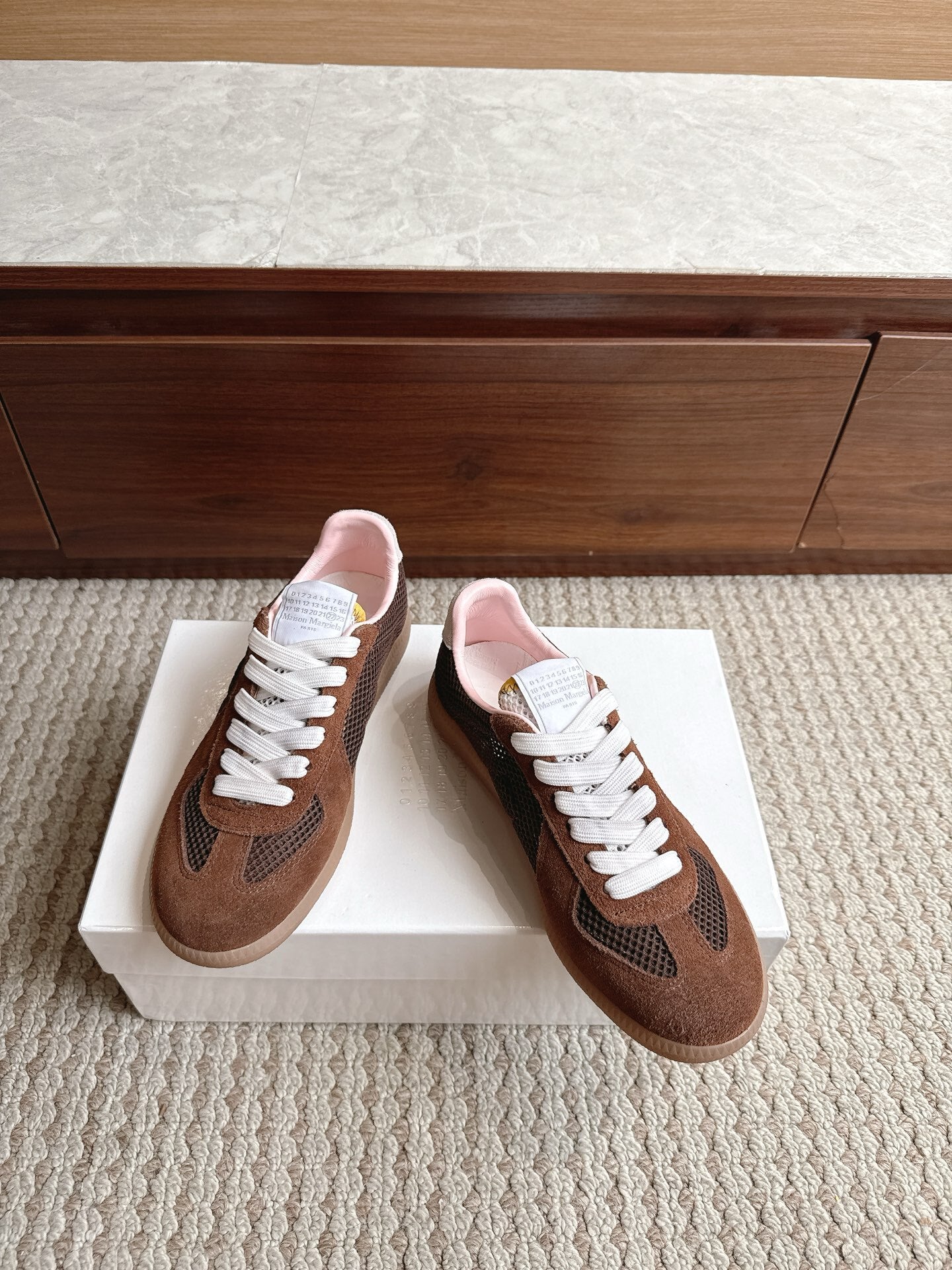 Maison Net Brown