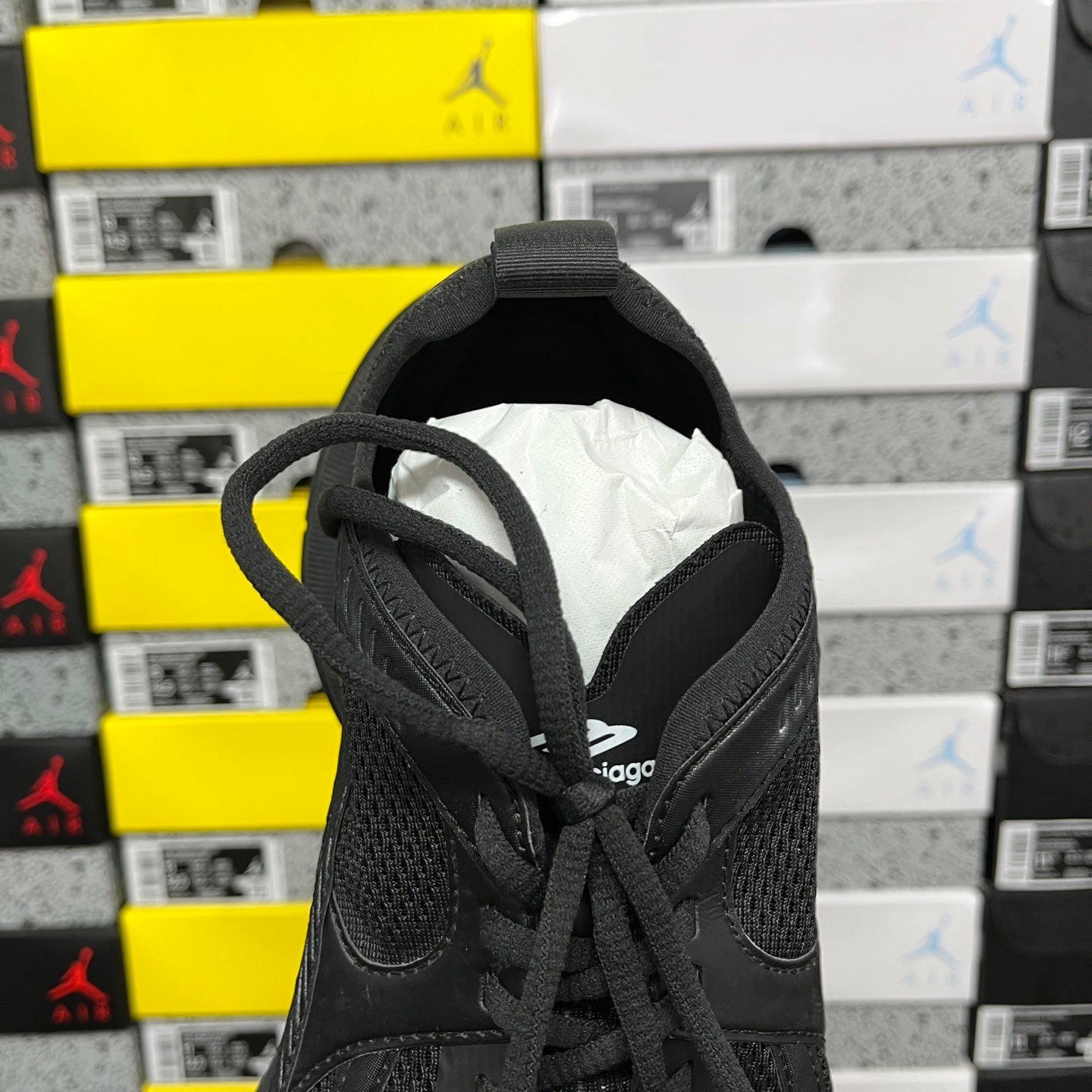 BLG Circuit Black