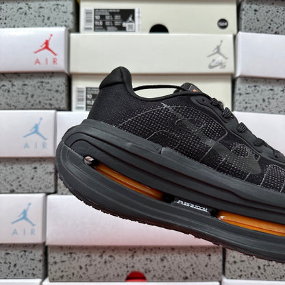 Vomero Premium Black