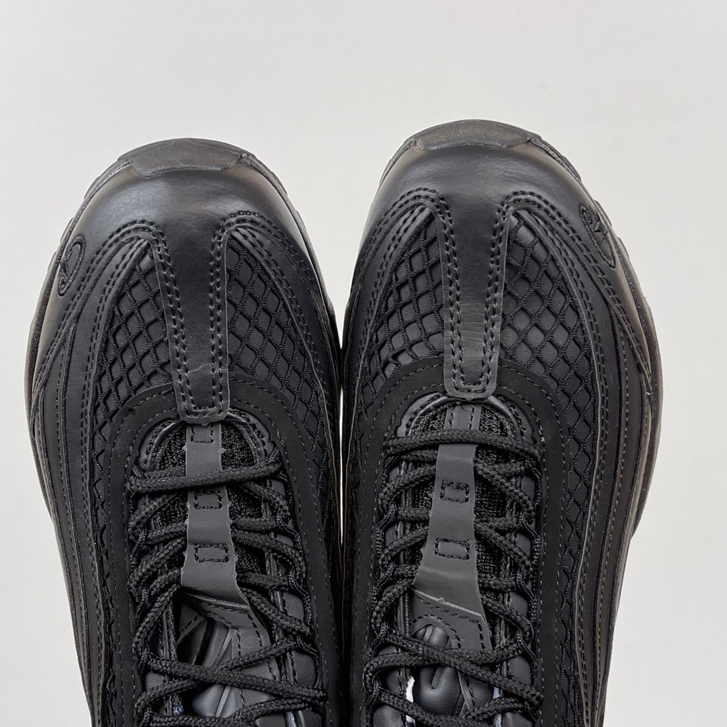 95 Corteiz Pure Black