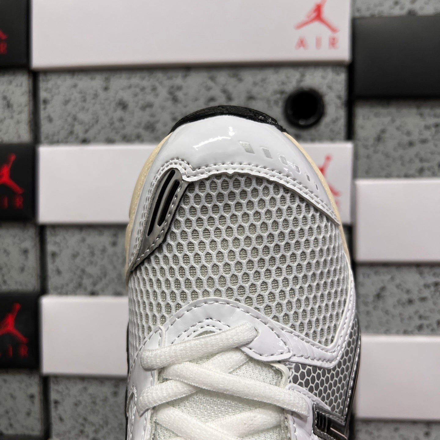 GEL-DS TRAINER 14 White/Grey/Black