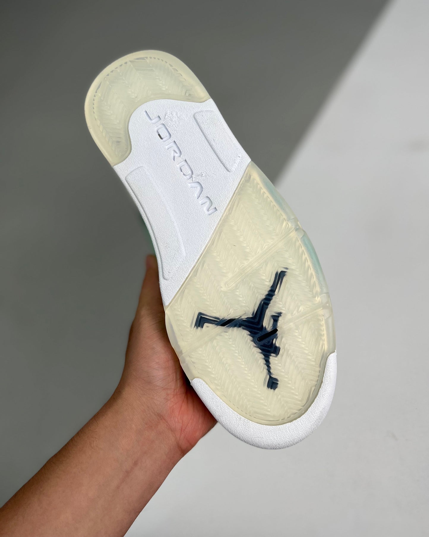 AJ 5 Wings