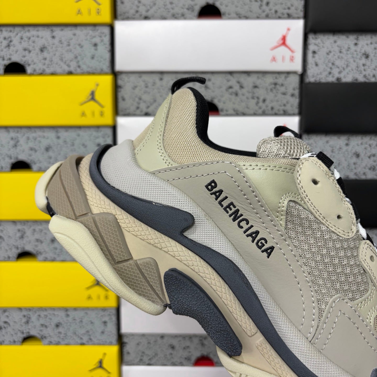 BLG Triple S Vanilla