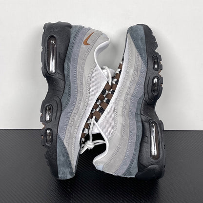 95 Brown Grey