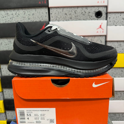 Pegasus Premium Black