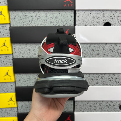 BLG Track Black Red White Silver