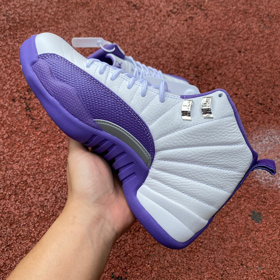 12 White Purple