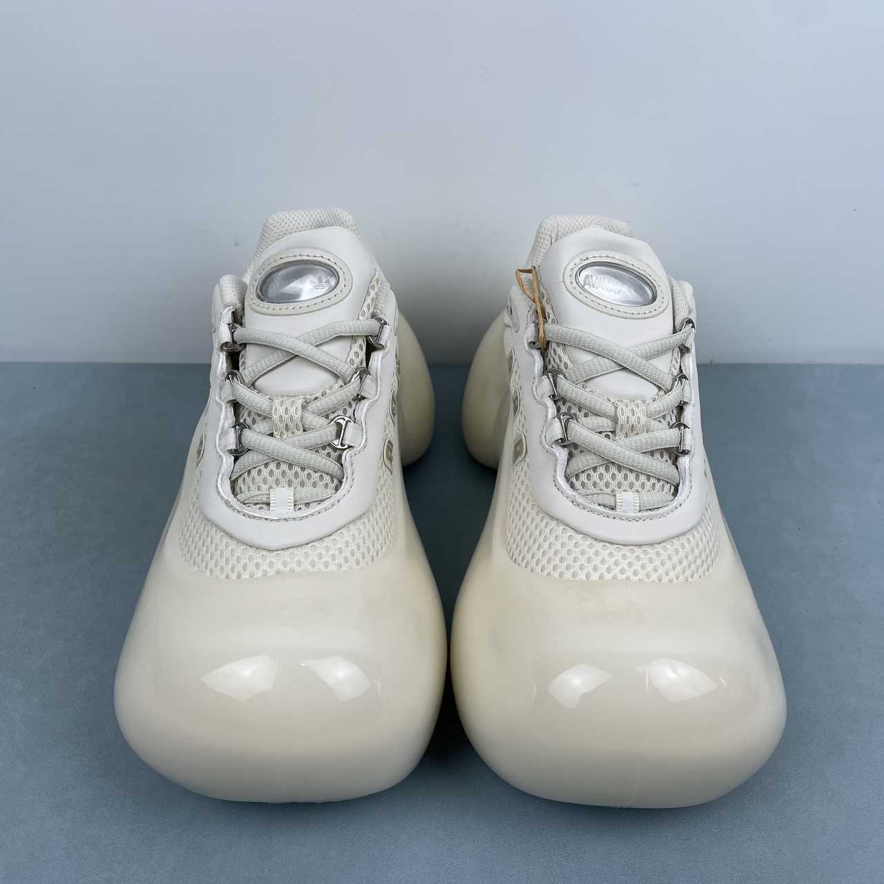 AVAVAV Moonrubber Megaride White