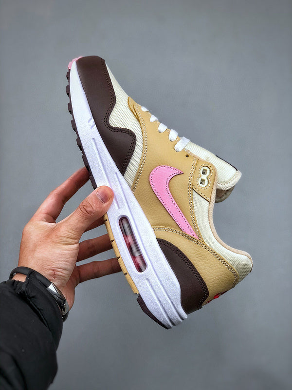 Air Max 1 Valentine's Day