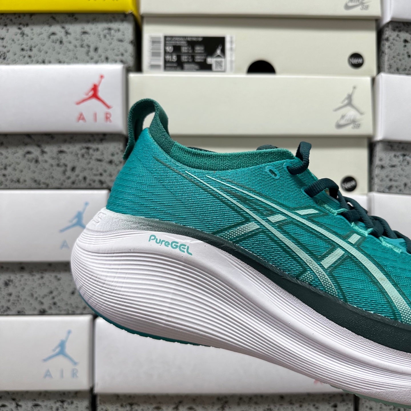 GEL-NIMBUS 27 Wave Teal/Sexon Green