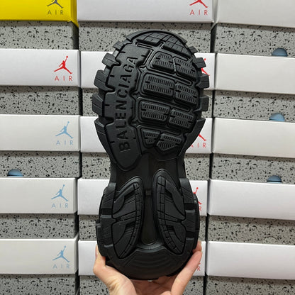 BLG Track Black