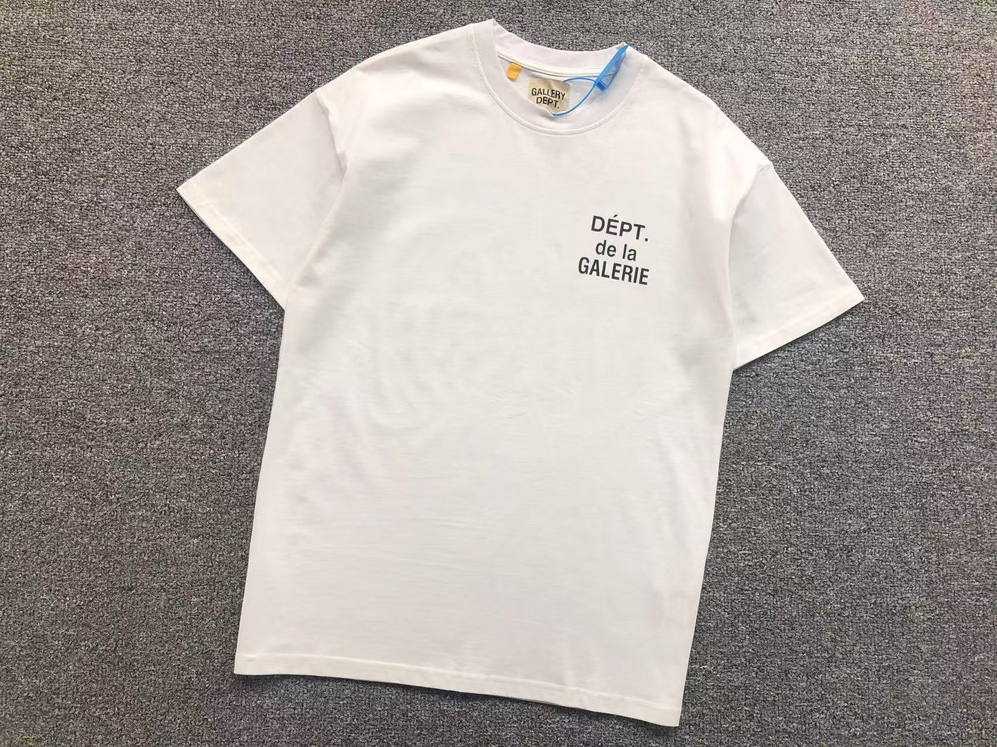T-shirt GALLERY DEPT