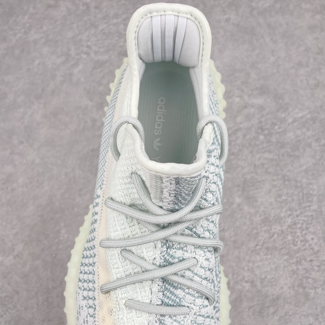 Boost 350 Cloud White