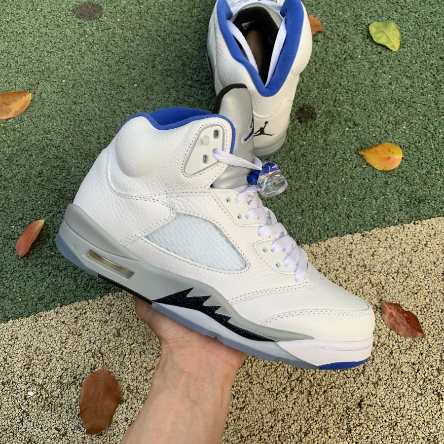 AJ 5 Stealth 2.0