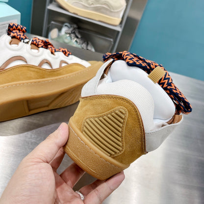 Curb Caramelo