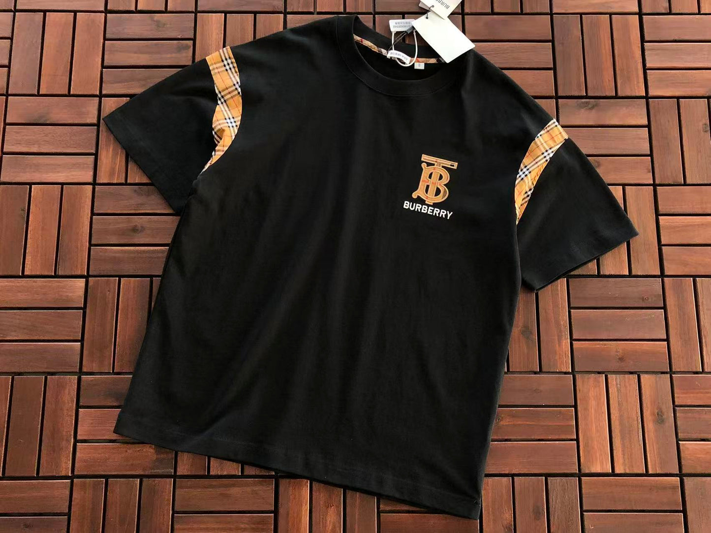 T-Shirts BB
