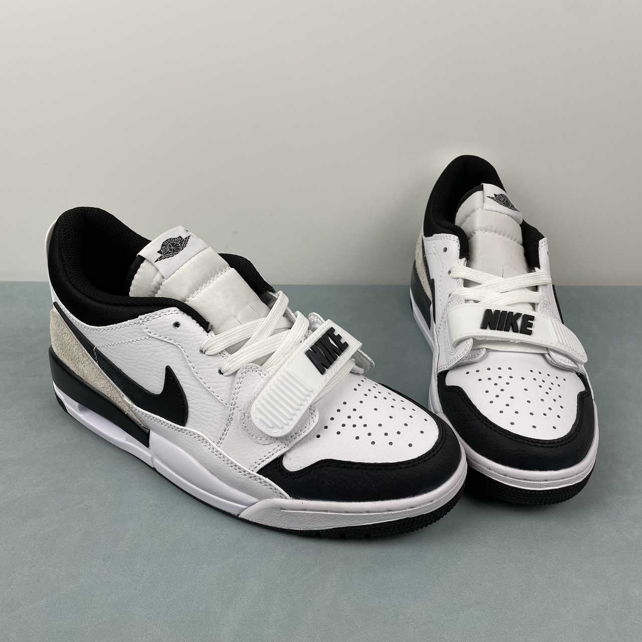 Legacy 312 White Retro Black