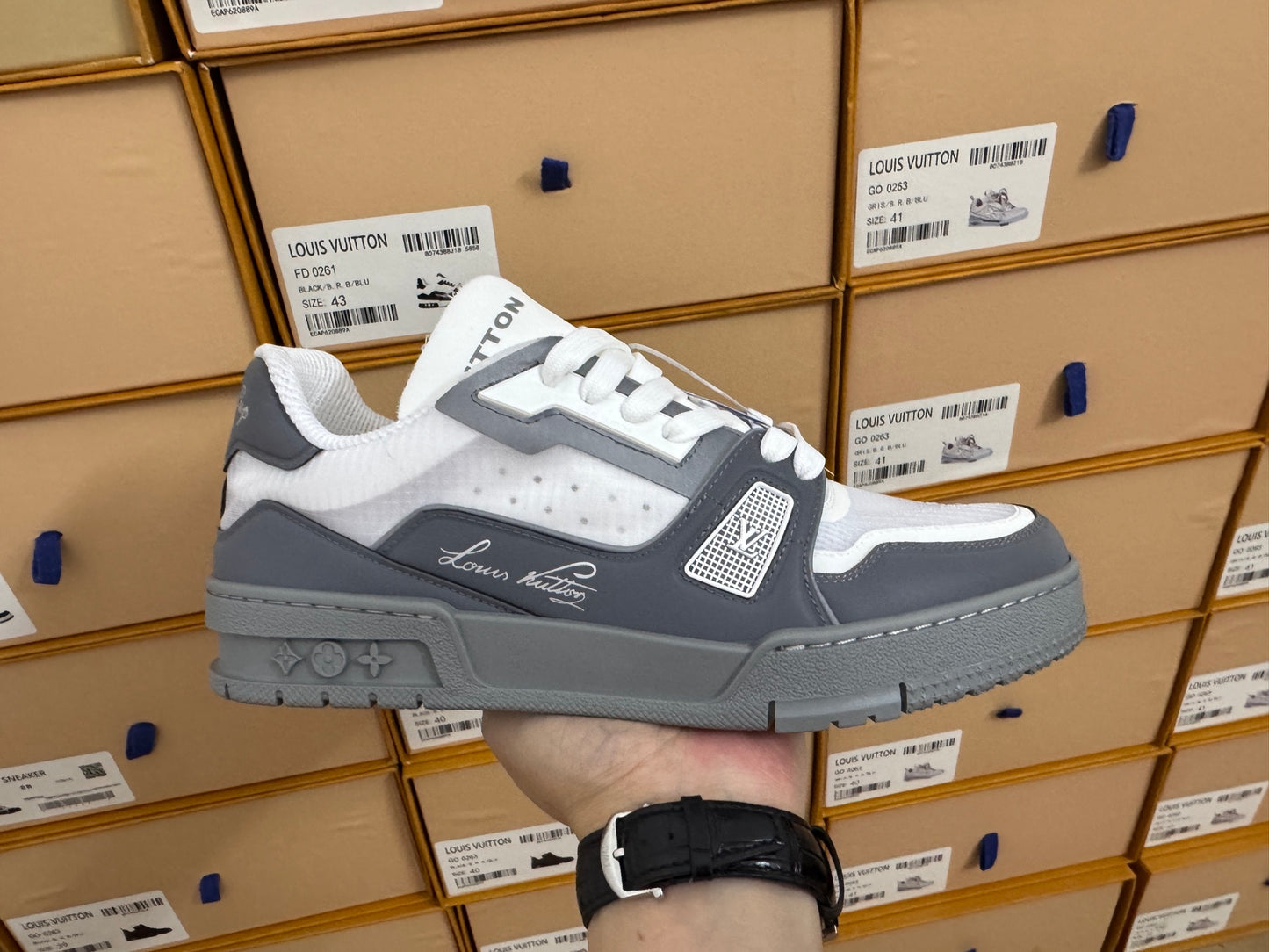 Trainer White and Gray