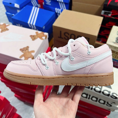 AJ1 Bear